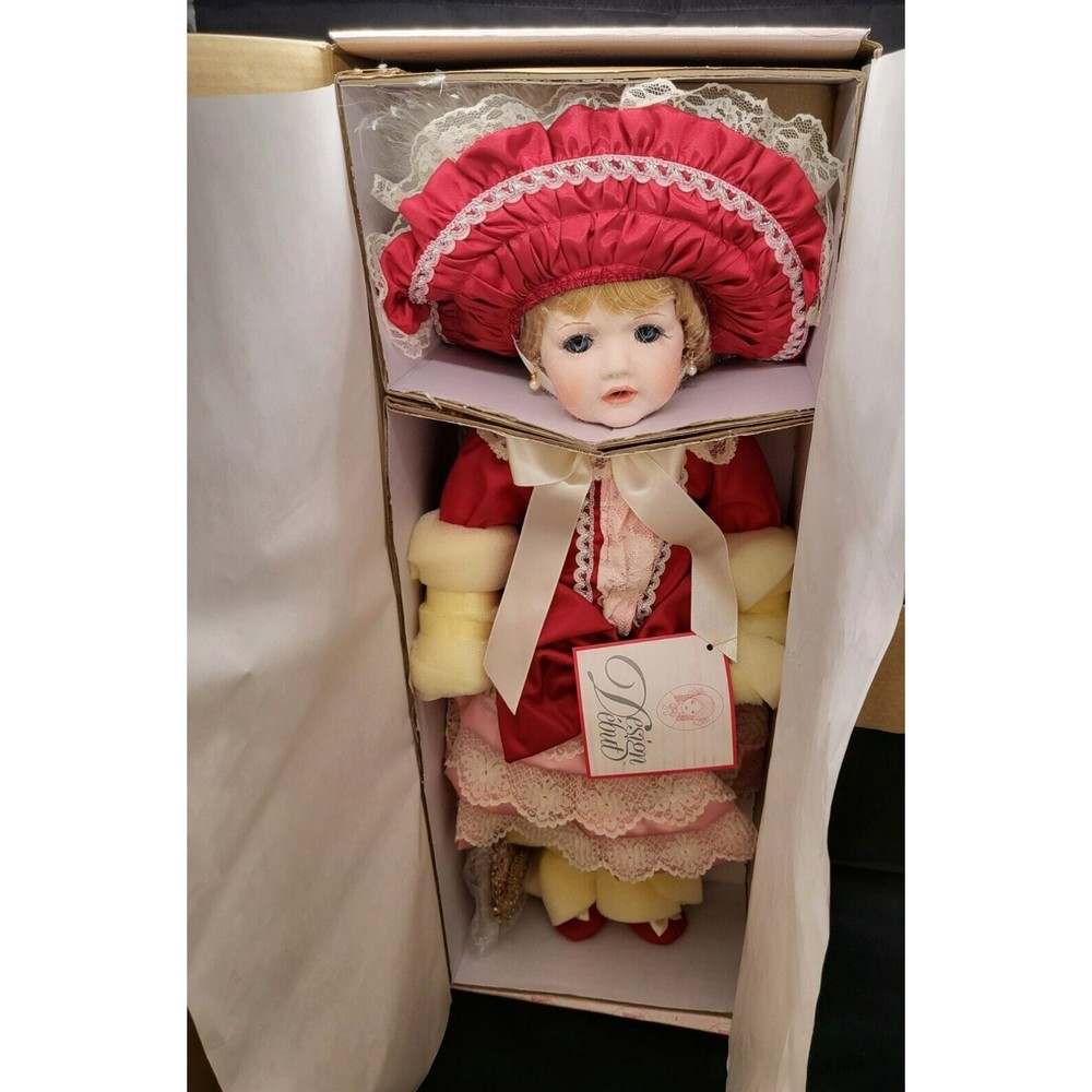 Design Debut Porcelain Doll Gretchen in Original Box & Packaging and COA /1470